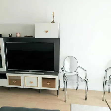 Holiday Resort Apartment דירה *
