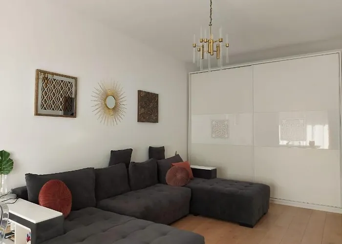 Holiday Resort Apartment דירה בוקרשט